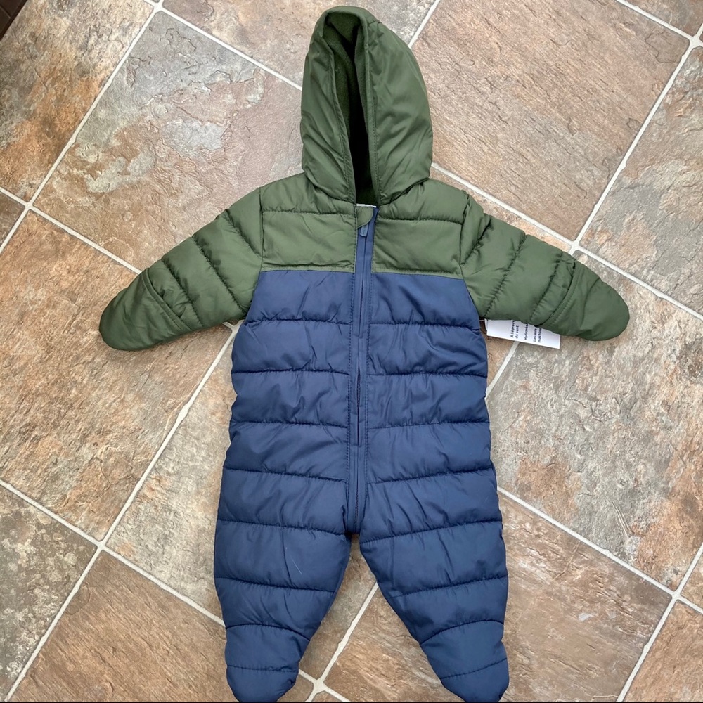 Old Navy Baby Snowsuit 3-6 months